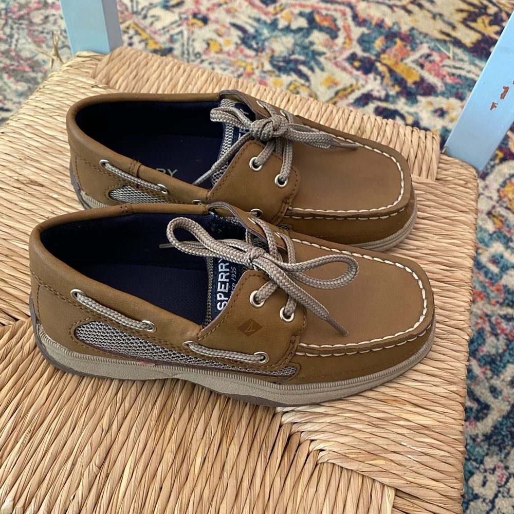 Boys Sperrys Size 13M - New without tag
